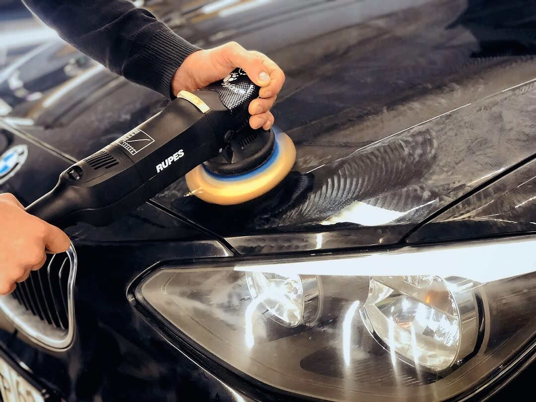 Фото работ по полировке кузова